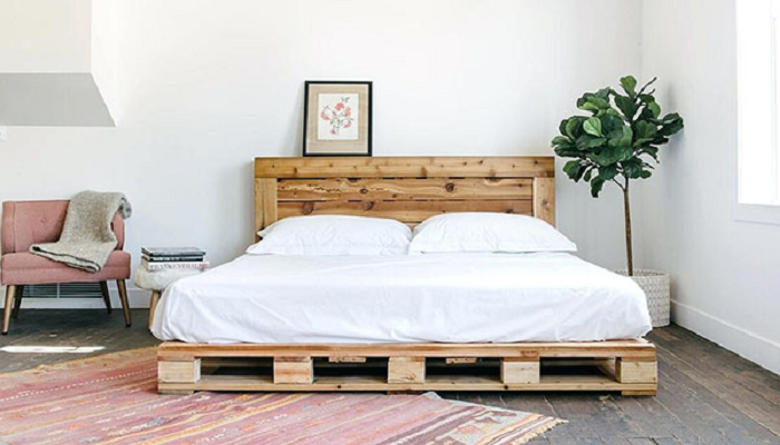 Độ bền của giường gỗ thông sấy nhập khẩu rất đảm bảo 